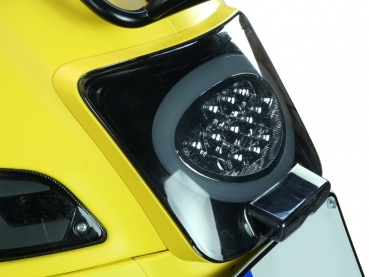 Rücklichtrahmen - MOTO NOSTRA - Vespa GTS, GTS Super 125-300ccm (ab Bj. 2014 Facelift) - gelb-matt